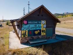 Maryland Creek Ranch mural