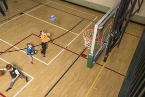 kids playing basketball
