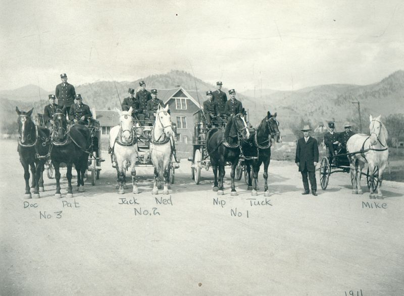 Boulder valley fire department with horse drawn carriage and the mentioned horse collar.