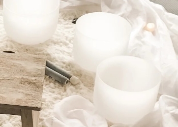 Sound bath bowls and stool