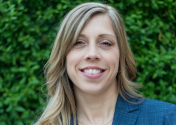 Erin de Assis head shot