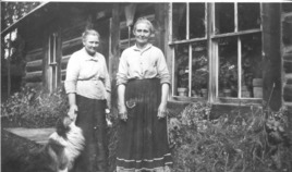 Black & White Photo of two Pioneer Women 