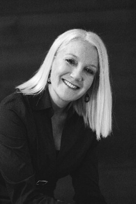 Headshot of Shari Simmons