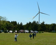 Kids with wind turbine