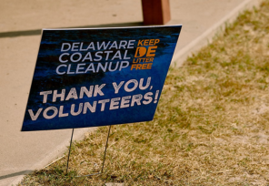 Coastal Cleanup Volunteer Sign