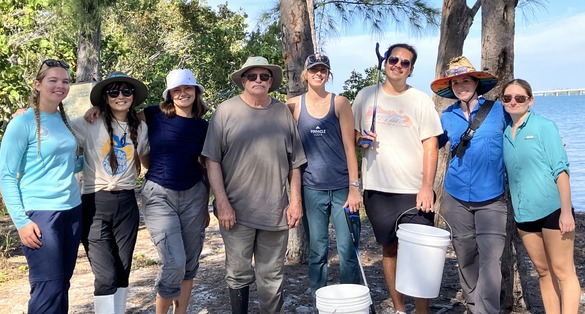Big Cleanup Clearwater Group Photo