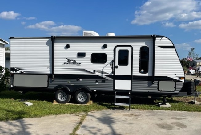 20221205 State of Florida Places First Travel Trailer in New Temporary Housing and Sheltering Program for Hurricane Ian Survivors