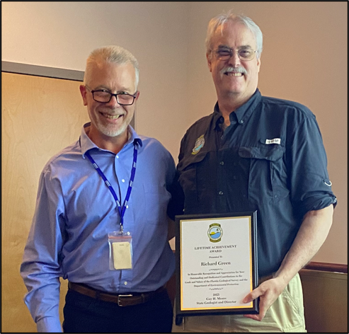 Figure 2. Rick Green receives the Herman Gunter Lifetime Achievement Award.