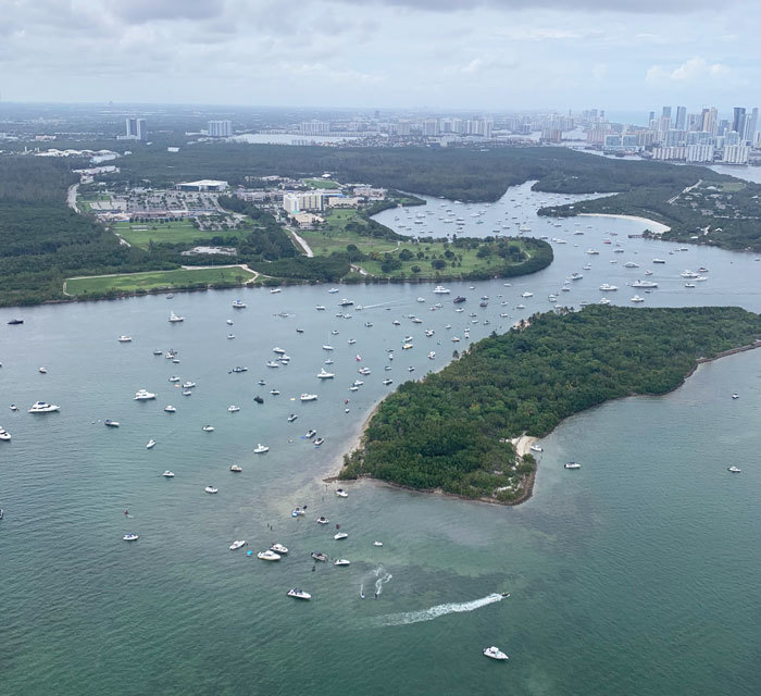 aerial view of boats