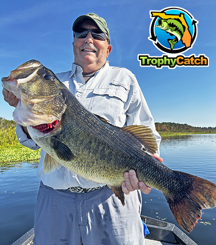 Angler with trophy Florida bass