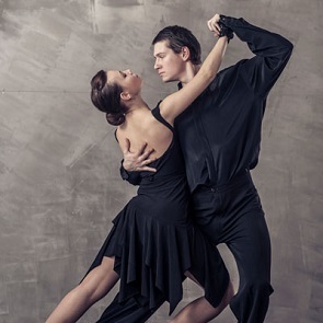 couple-doing-tango-1-1-r