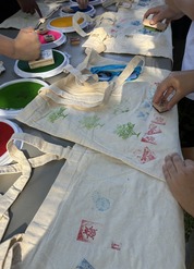 canvas bag craft with colored stamps