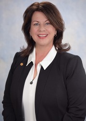 Denise Horland headshot