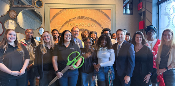 Escapology in Plantation Ribbon cutting