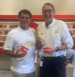 Mayor Sortal at Andias ice cream
