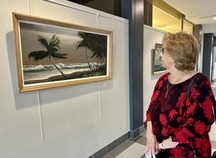 Highwaymen - exhibit visitor