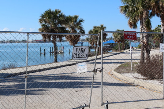 Harts Landing damage - closed sign