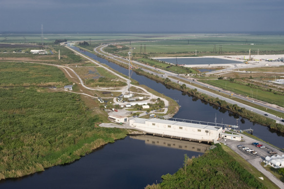 S5A pump station structure C-51 canal