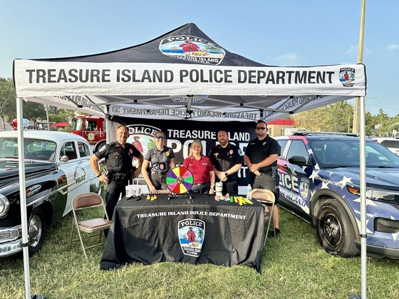 Treasure Island Police Department Staff at National Night Out