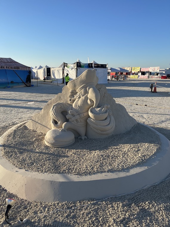It's 5 o'clock somewhere sand sculpture