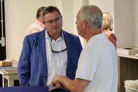 New City Manager Charles Van Zant chatting with a resident