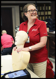 Leigh Herald teaching CPR