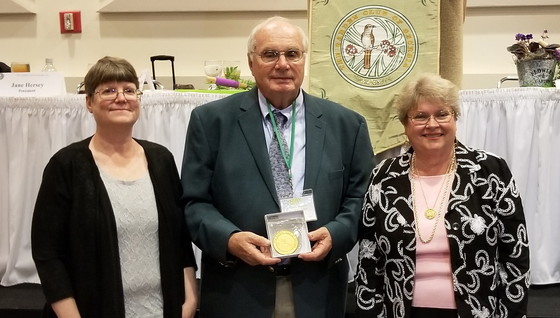 Terry Johnson with, left, WRD's Melissa Hayes and the Garden Club's Jane Hersey (The Garden Club of Georgia)