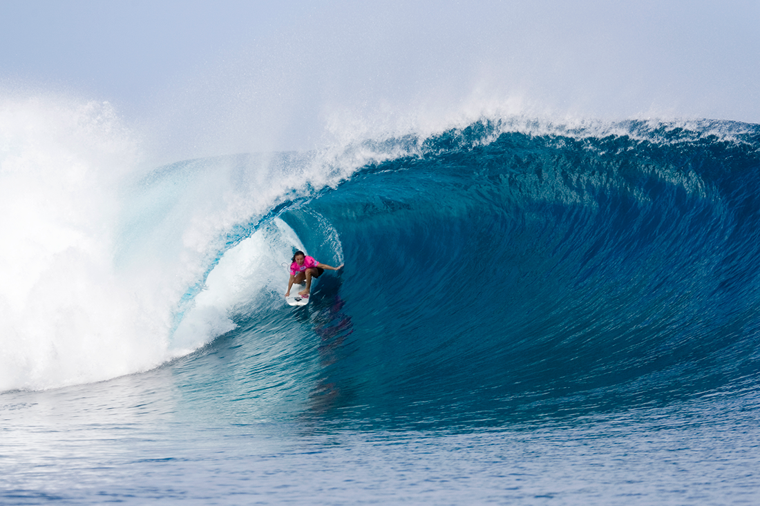 Rochelle-Ballard-Fiji-Barrel