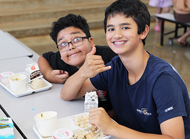 Kailua Elementary School students try the new tofu poke