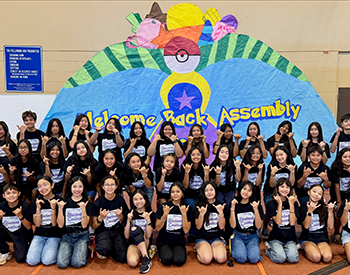 Group photo of Highlands Intermediate students