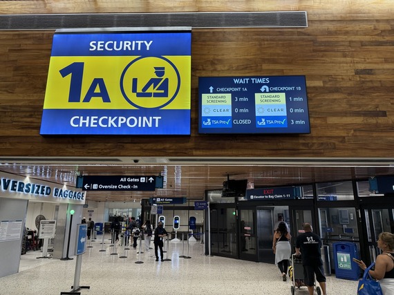 Photo showing status of the two checkpoints at the Daniel K. Inouye International Airport (HNL)