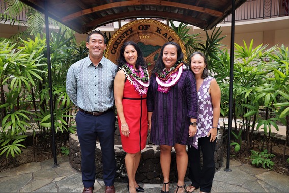 Photo of Mayor Kawakami, Michelle Lizama, Chelsie Sakai, and Reiko Matsuyama 