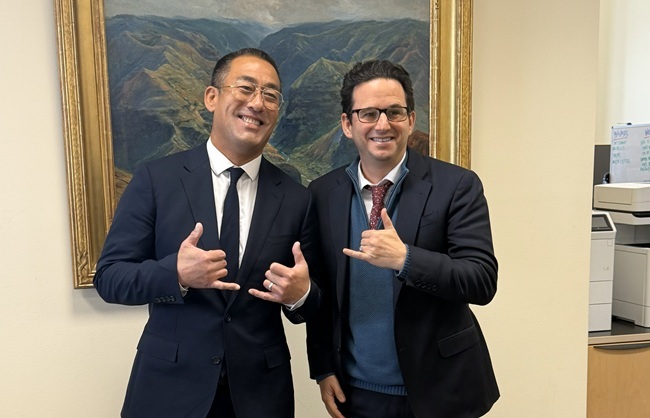 Mayor Derek S.K. Kawakami meets with United States Senator Brian Schatz at the 2026 United States Conference of Mayors in Washington, D.C.