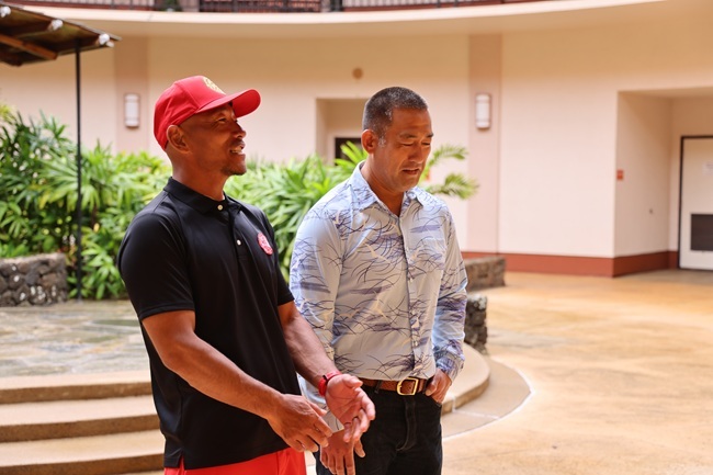 Mayor Derek S.K. Kawakami addresses the crowd with the help of Representative Director Taishi Otono, who assisted in translation.