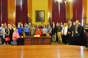 Governor Signs Declaration for Iowa Water and Wastewater Workers Week
