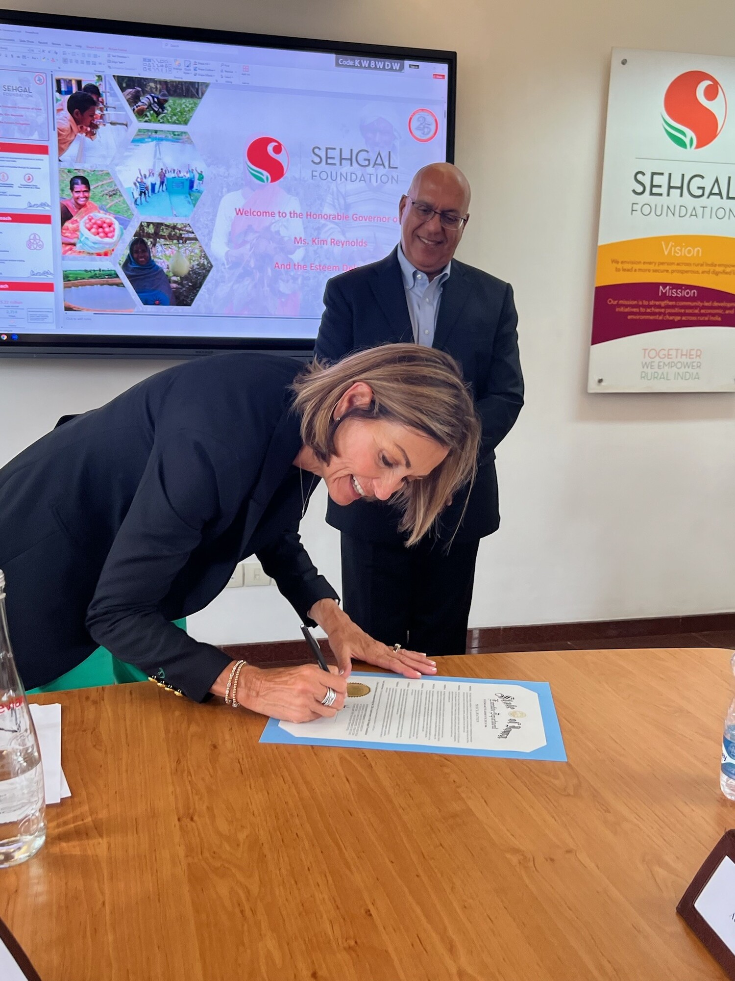 Gov. Reynolds signs MOU recognizing The Seghal Foundation