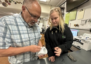 Shannon Ellis and student