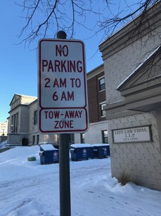 An image of a tow away zone