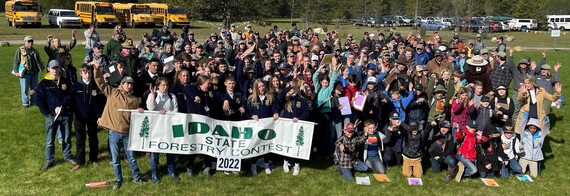 Group picture of Idaho State Forestry Contest