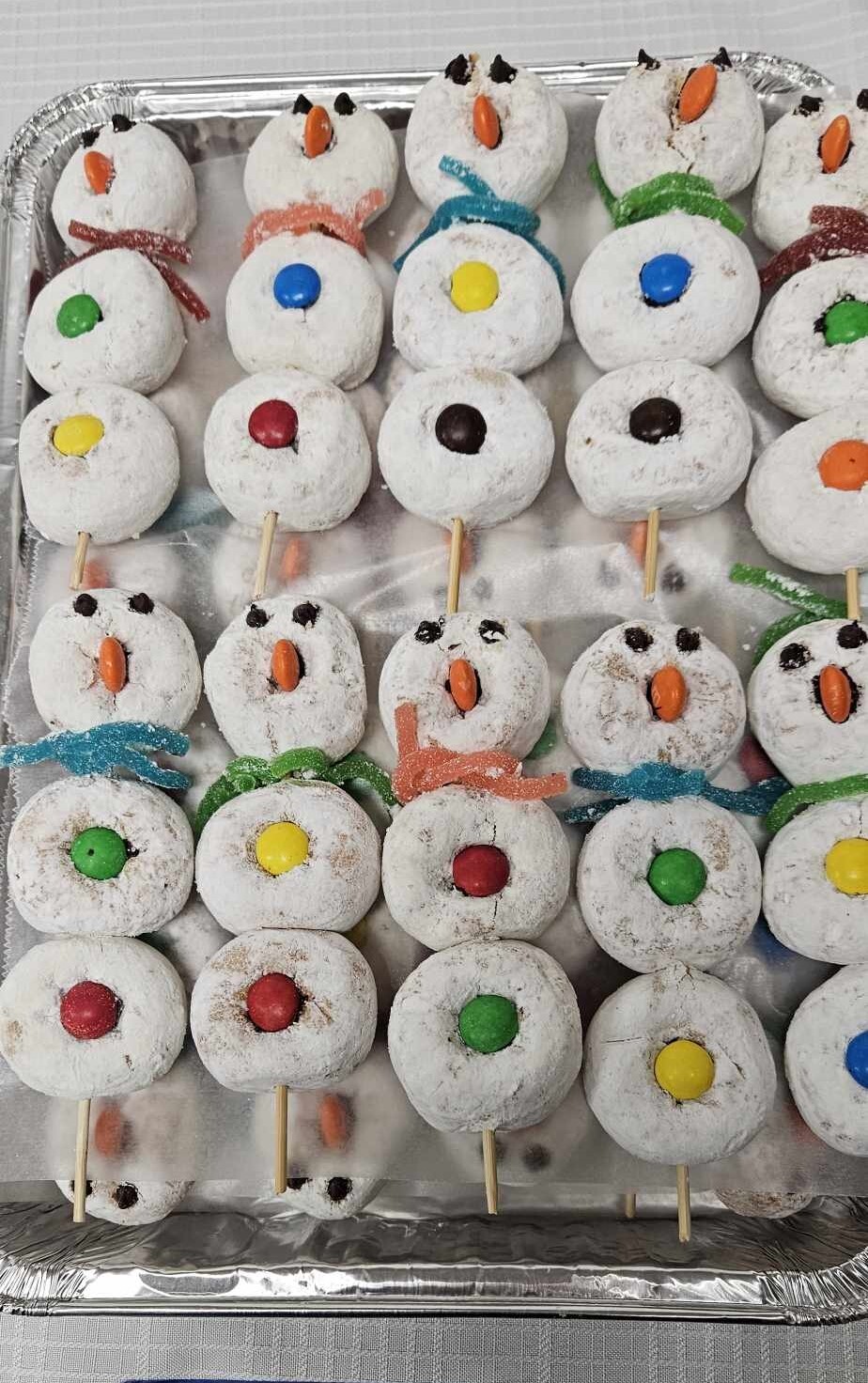 donut snowmen