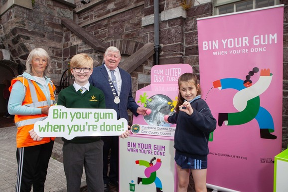 Gum Litter 2025