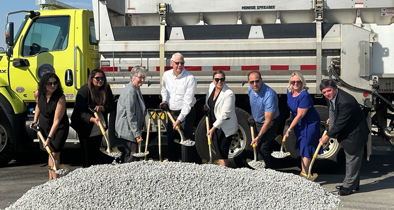 CMAP Executive Director Aleman breaking ground at Franklin Avenue