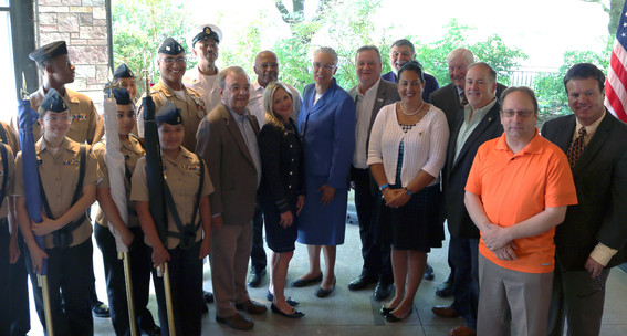 Toni Preckwinkle and Fellow Elected Officials at Veterans Outreach Forum
