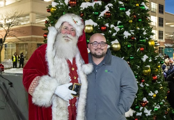 Mayor Goczkowski Tree Lighting Photo