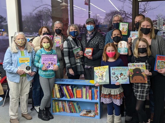 Rutledge Joins SCARCE for Childhood Literacy Project