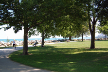 Park along the lakefront