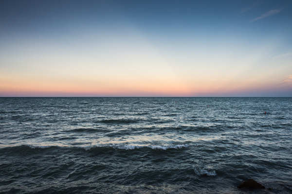 Moon Rise 1, by Ted Glasoe