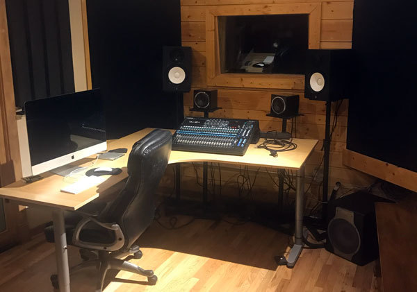 Delores Holmes Recording Studio