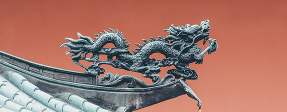 dragon on a roof