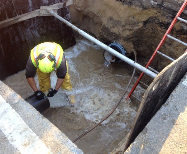 water main construction